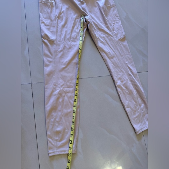 Leggings women's NWT Beige  yoga pants style Pockets Size XL Sport Waistband - Picture 9 of 14
